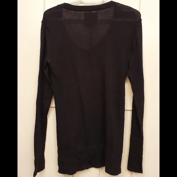 Soft wool sweater - Picture 2 of 7